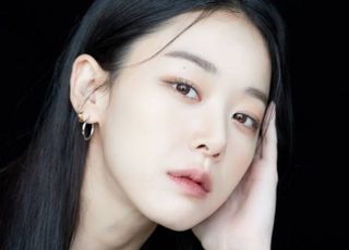 이주명, JTBC 새 드라마 ‘신입사원 강회장’ 출연…손현주·이준영과 호흡