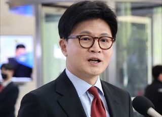 한동훈 "민주당, '플랜B' 계엄령 들켰나…내 예측 무리하지 않아"