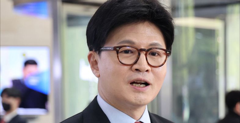 한동훈 "민주당, '플랜B' 계엄령 들켰나…내 예측 무리하지 않아"