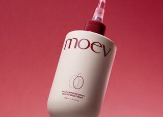모에브, 무실리콘 '아누카틴 워터 트리트먼트' 출시