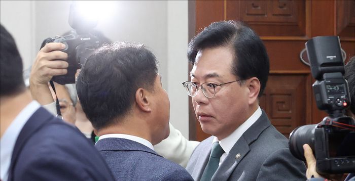 송언석, '운영위 몸싸움'에 "테러와 유사한 폭력행위…이기헌, 사과하라"