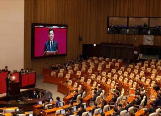 "전쟁" 선포한 국민의힘, 당 안팎은 물음표?