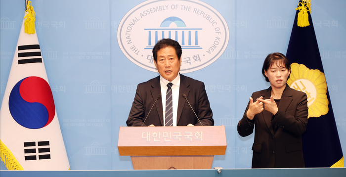 與, '친명 컷오프' 의혹에 묵묵부답…당 안팎선 설왕설래