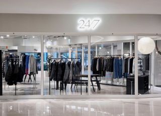 24/7series, 첫 오프라인 정식 매장 스타필드 코엑스몰점 오픈