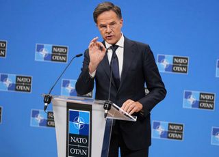 나토 "러, 中·北·이란과 전쟁 장기화 준비"