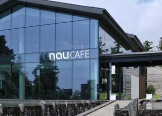 의류 넘어 일상으로…커피향 입은 패션의 확장