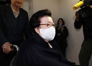 특검팀, '매관매직 의혹' 이배용 오는 13일 재소환…참고인 신분 유지