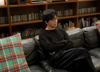 “세상이 어디로 가고 있지”…루시드폴, 노래로 묻는 시대의 마음[D:인터뷰]