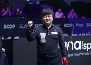 조명우 ‘결승도 기대해 주세요!’ [광주 당구월드컵 포토]