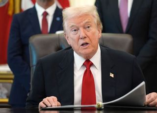 트럼프 "관세로 많은 돈 벌어…국민 1인당 290만원 줄 것"