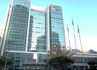 농협중앙회, '뼈를 깎는 자정' 착수…계열사 대표 등 임원 교체