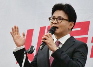 "李대통령, 권력 악용해 공범 사건에 개입"…한동훈, 대장동 항소 포기 맹공 [11/10(월) 데일리안 퇴근길 뉴스]