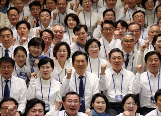 [현장] "내란청산·지선승리"…與 '총집결'한 지역위원장 워크숍서도 울려퍼졌다