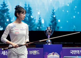 ‘원조퀸의 부활’ 이미래, 이우경 꺾고 1732일 만에 감격 우승