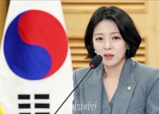 배현진 "박원순 썩은 신발탑, 천준호가 '오세훈 TF' 단장?…발상 자체가 구질구질"