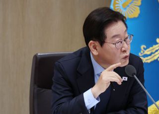 李대통령 "법무부, 사실적시 명예훼손 폐지 검토…형사처벌 할 일 아냐"