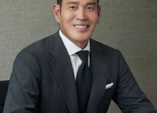 정용진 신세계 회장, 알리와의 합작법인 이사회 의장 맡는다