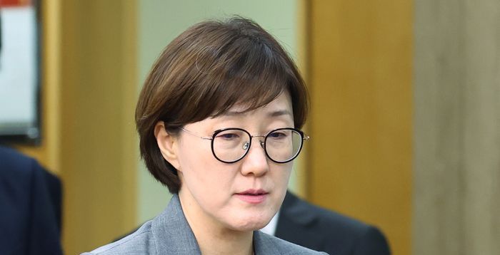 野 "김현지 현수막 걸리자 李대통령 직접 나서…'金 지키기 올인'의 민낯"