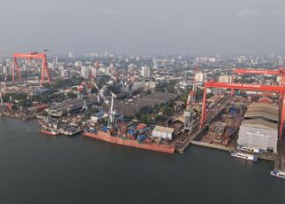 정기선 HD현대 회장, 인도 석유부 장관과 조선·해양 협력 확대 논의