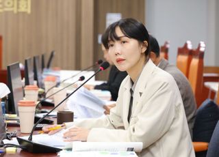 이인애 경기도의원, '경기도 외국인정책'...정치·이념 아닌 실효성 중심으로 진행해야