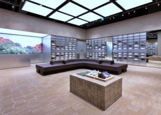 롯데백화점, 잠실에 글로벌 프리미엄 스포츠웨어 브랜드 '온' 오픈