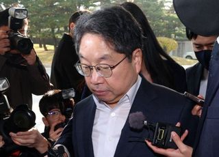 '대장동 항소 포기' 노만석 검찰총장 대행 잠시 후 비공개 퇴임식…입장 주목