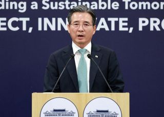 상호관세 15%, 연간투자 200억 달러…김용범 "반도체, 대만 대비 불리하지 않은 조건"