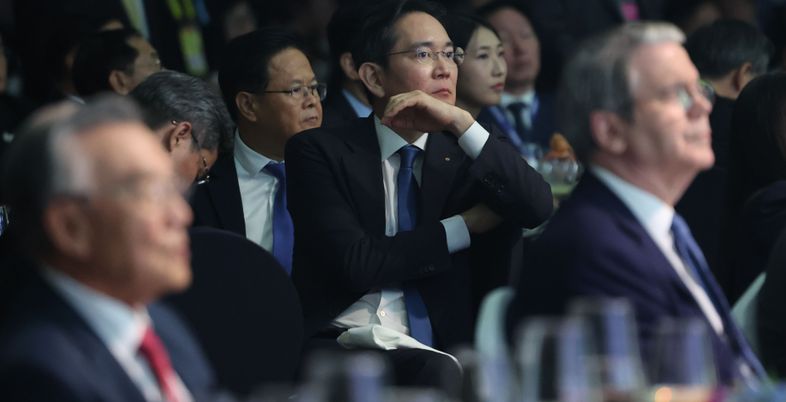 '미래 구상' 의지 드러낸 이재용…회장 3년만 체질 전환 시동 [리셋 삼성①]