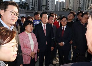 [현장] "도둑맞은 7400억" 대장동까지 찾은 국민의힘…"李대통령이 진짜 몸통"