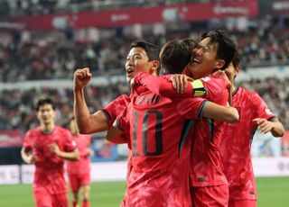 ‘손흥민 54호골·조규성 복귀골’ 공수 완성도 돋보였던 볼리비아전