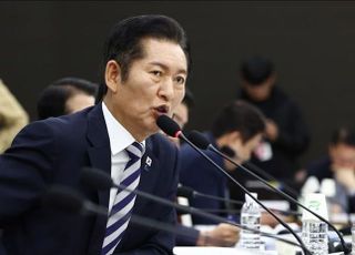 게임쇼서 승부조작 선수 언급…정청래 “팬들에 상처, 내 불찰”