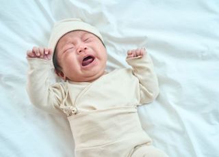 '오래 지속되는 기침' 어린아이가 힘들게 숨을 쉰다면 '이 질환' 의심해야 [데일리 헬스]