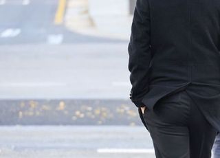 전국 맑고 일교차 커 중부 가끔 비...반려견이 보내는 '추위 신호' [오늘 날씨]