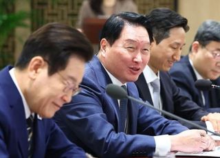 최태원 SK 회장 "용인 클러스터에만 600조…투자·고용 적극 확대"