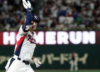 김주원 9회 깜짝 동점 홈런, 2차전 7-7 무승부 [야구 한일전]