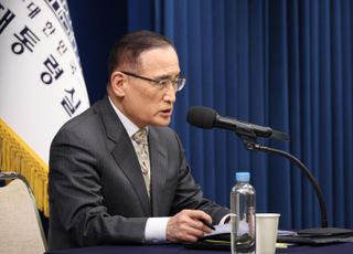 대통령실 "방위비 3배 증액 사실과 다르다…새 부담 비용 없어"