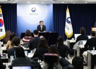 ‘빚투’ 논란에 금융당국 “과거 평균에 비해 신용대출 안정적 관리 중”