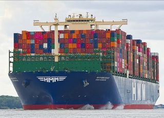 전재수, 홀로 HMM 찾아 부산 이전 설득…노조 “총파업 불사”