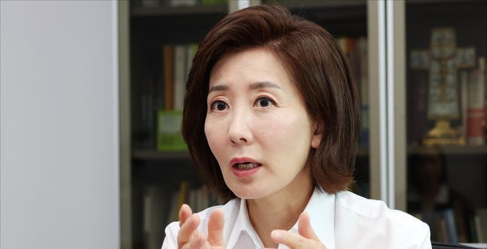 나경원 "딴지일보가 민심 바로미터란 정청래…다른 생각 가진 슬롯여기 드잡이 하려나"