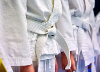 30대 태권도 관장 긴급체포…女탈의실서 몰카 촬영 발각