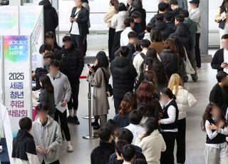 ‘전문성’ 중시하는 채용시장…일경험 및 교육·훈련 확대 필요