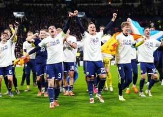 ‘극적인 뒤집기’ 스코틀랜드 28년 만에 월드컵행 [월드컵 유럽 예선]