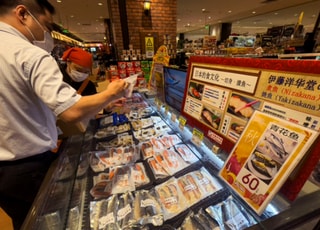 中 '한일령' 압박 수위 높여…"日수산물 수입 전면 중단"