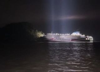 [속보] 김민석 "목포~제주 여객선 좌초, 가용 가능한 선박·장비 즉시 투입"