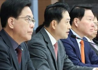 장동혁, 신안 여객선 좌초 사고에 "모두 안전하게 돌아와야"