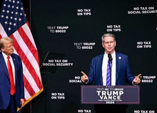 트럼프, 연준 금리동결 가능성에 "베선트 재무장관도 해임할 것"