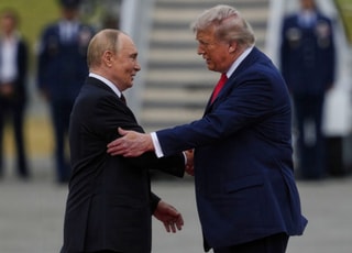 美·러, 비밀 종전안 합의…"우크라 공용어, 러시아어로 바꿔야"