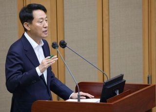 오세훈 "한강버스 동절기 운항 중단은 '과도한 대응'"