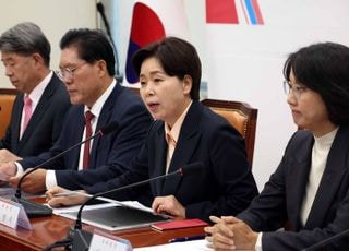 양향자, 운영위 '고성' 김용범에 "술 아닌 권력에 잔뜩 취한 듯"