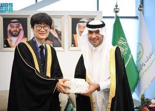 사우디 찾아간 네이버 이해진…'디지털 화폐·데이터센터' 협력 논의